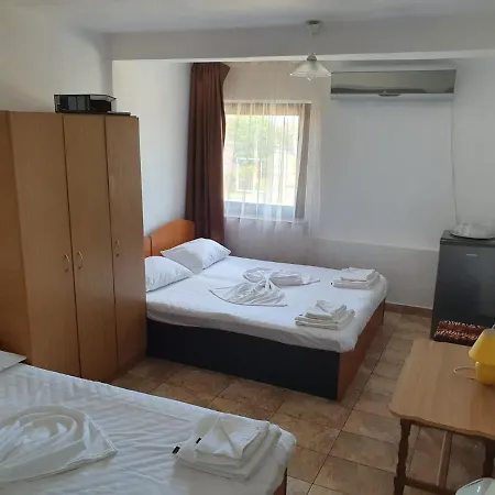Pensión Felice Residence Costinesti